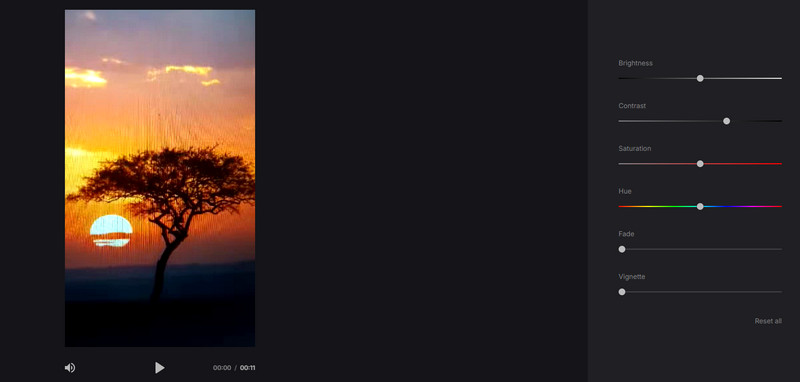 Clideo 動画カラー強化ツール